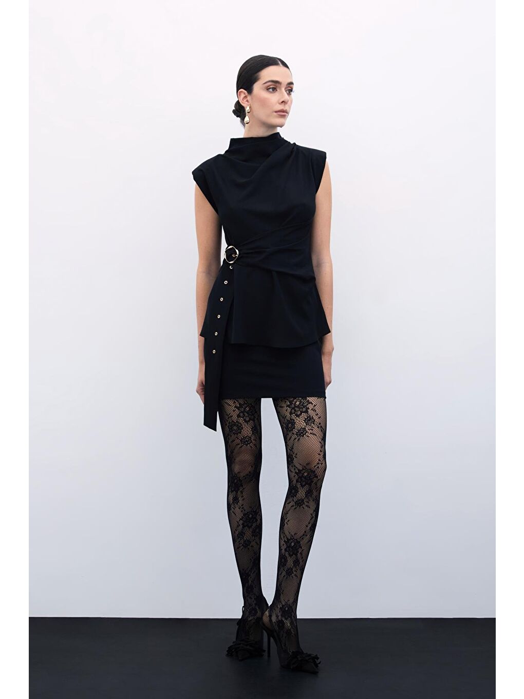 Kemerli Kolsuz Bluz - Siyah-2