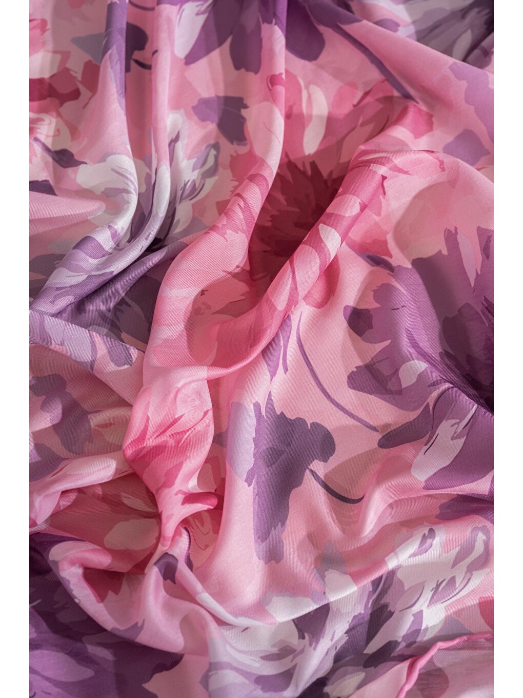 Pembe Çiçek Desenli Soft Eşarp Leia-3