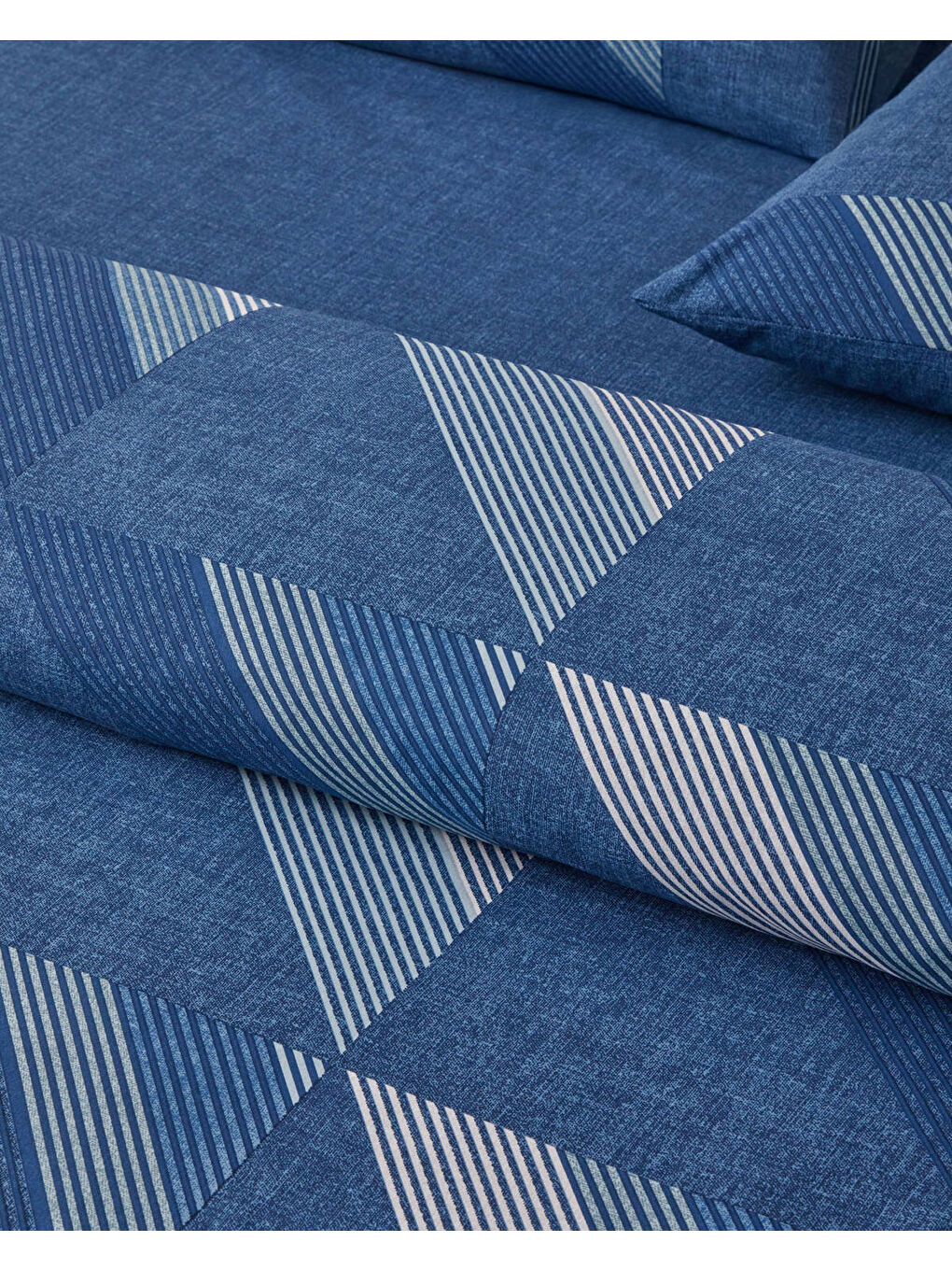 Triangle Flow Kolay Ütülenir Çift Kişilik Nevresim Takımı 200x220 cm Lacivert-2