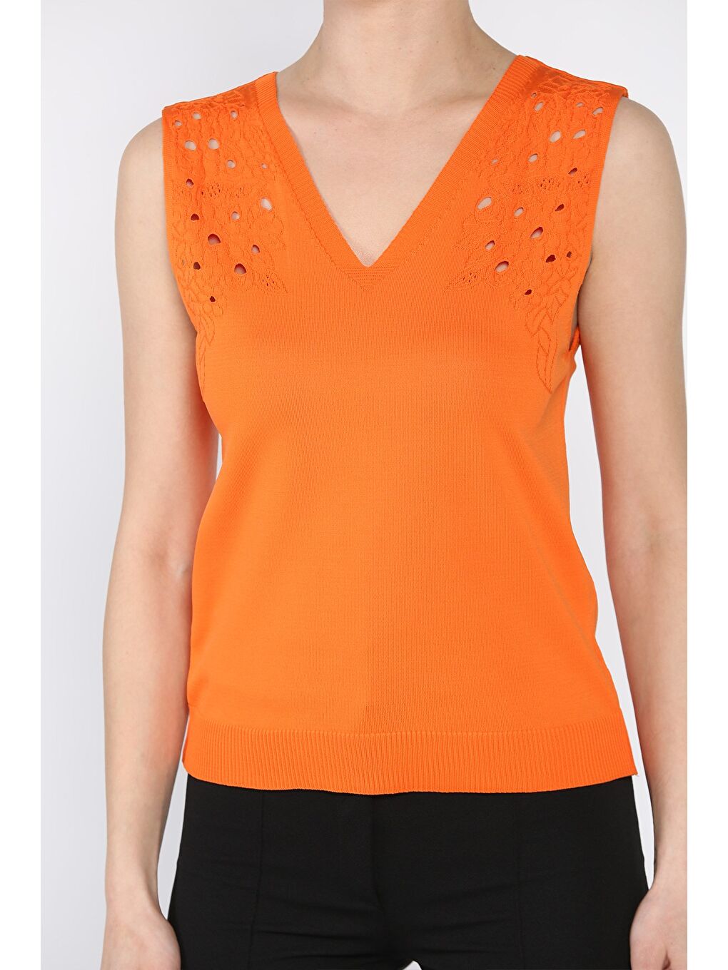 Turuncu Kadın V Yaka Sıfır Kol Triko Bluz-3