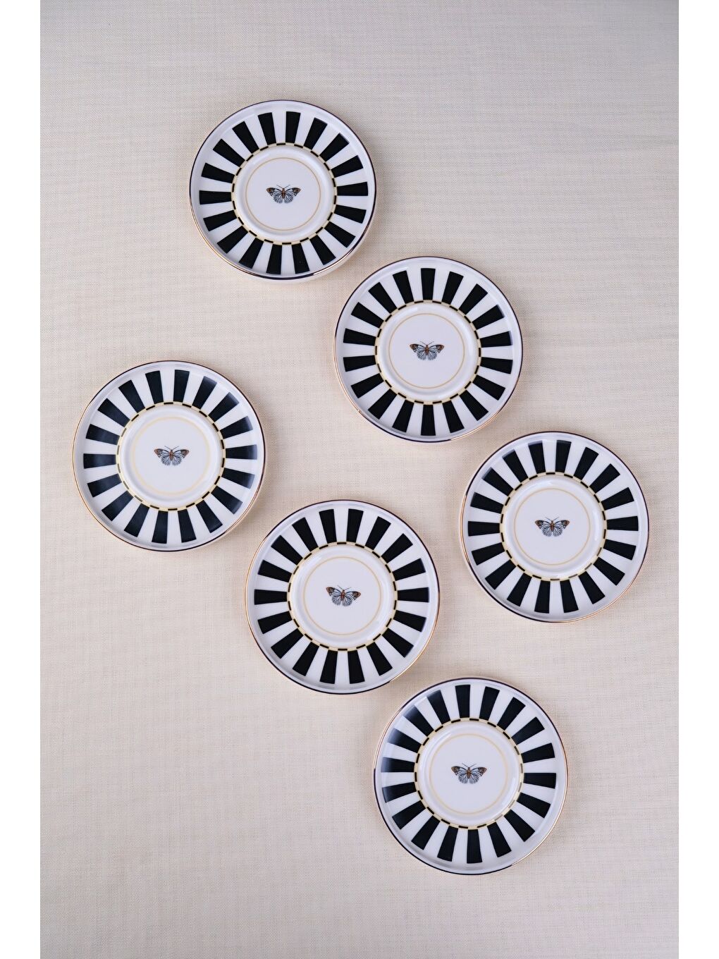 Karışık Porselen Butterfly Collection Altın Yaldızlı Çay Tabağı 11,8cm Siyah 6 lı-1