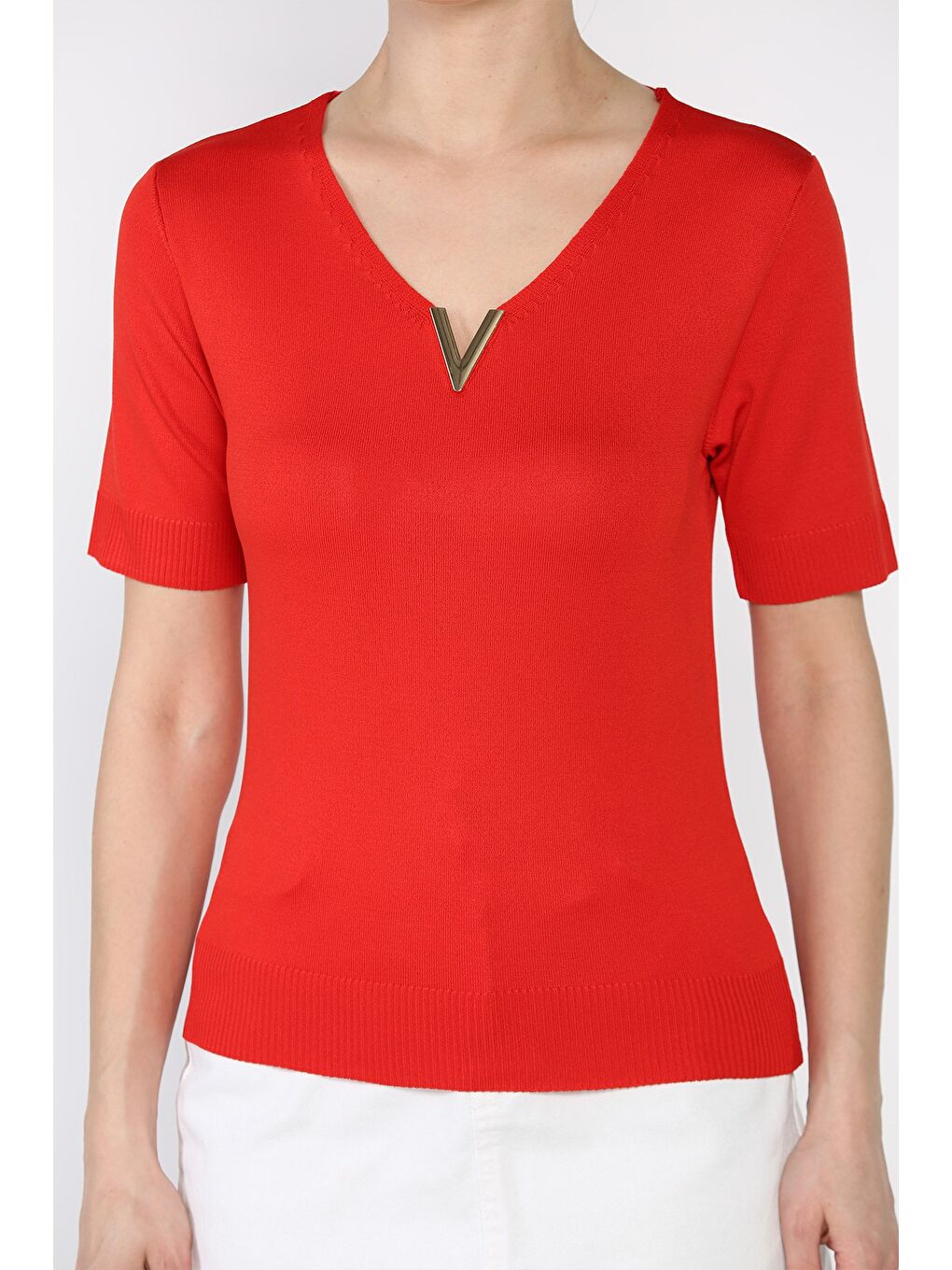 Kırmızı Kadın V Yaka Aksesuarlı Triko Bluz-3