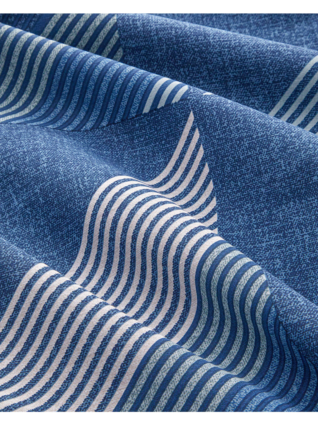 Triangle Flow Kolay Ütülenir Çift Kişilik Nevresim Takımı 200x220 cm Lacivert-5