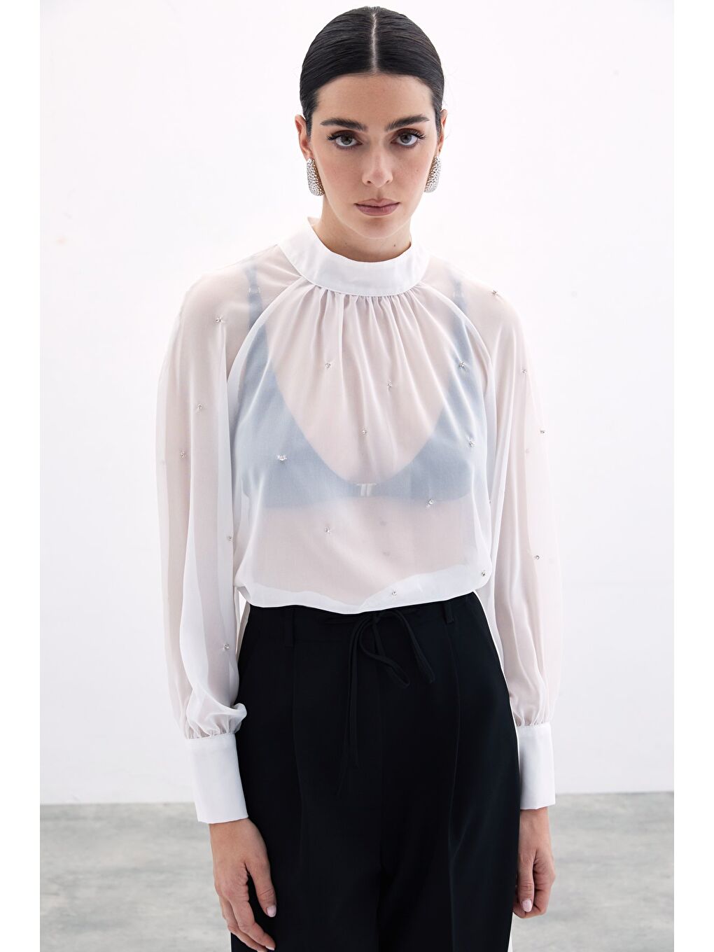 Taş Detaylı Transparan Bluz - Ekru-4