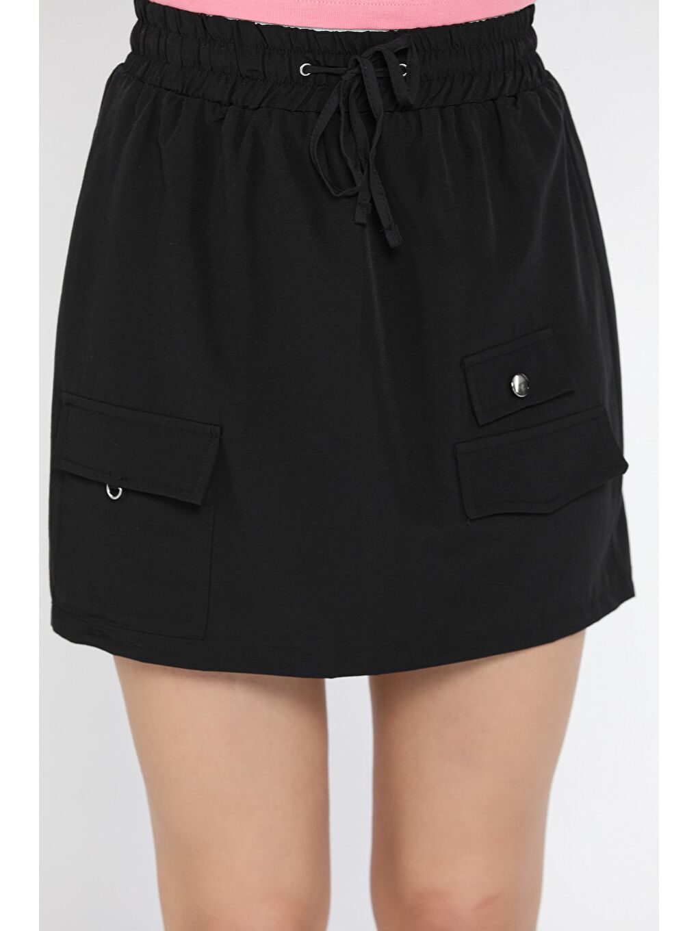 Siyah Kadın Bel Lastikli Cep Detaylı Mini Etek-3