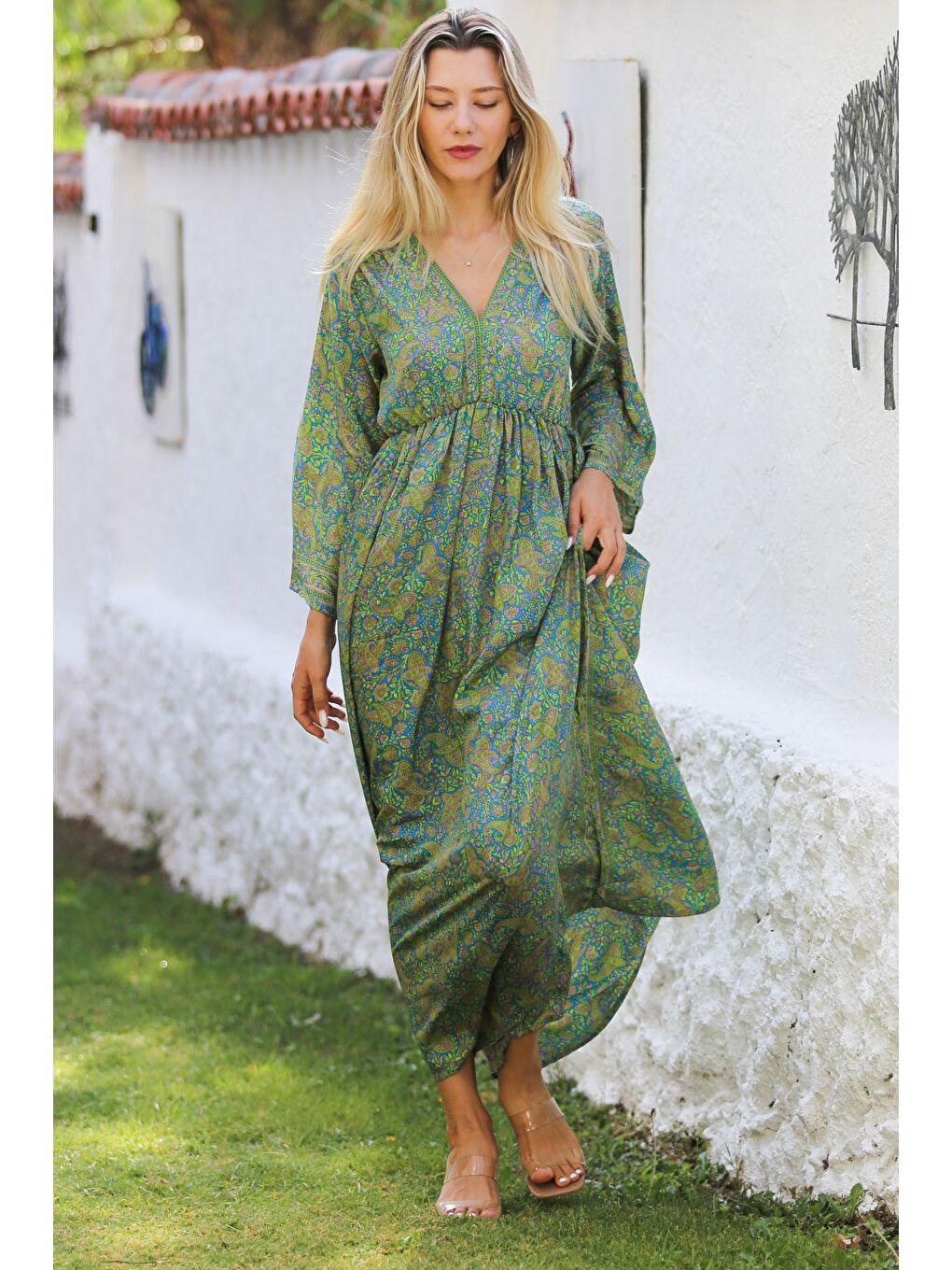 Hindistan Yeşil V Yaka Uzun Kol Robası Büzgülü Allover Baskılı Dokuma Casual Elbise-3