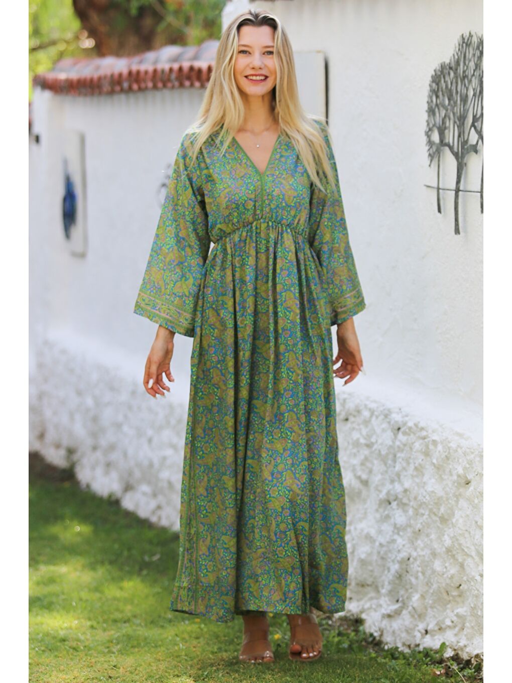 Hindistan Yeşil V Yaka Uzun Kol Robası Büzgülü Allover Baskılı Dokuma Casual Elbise-6