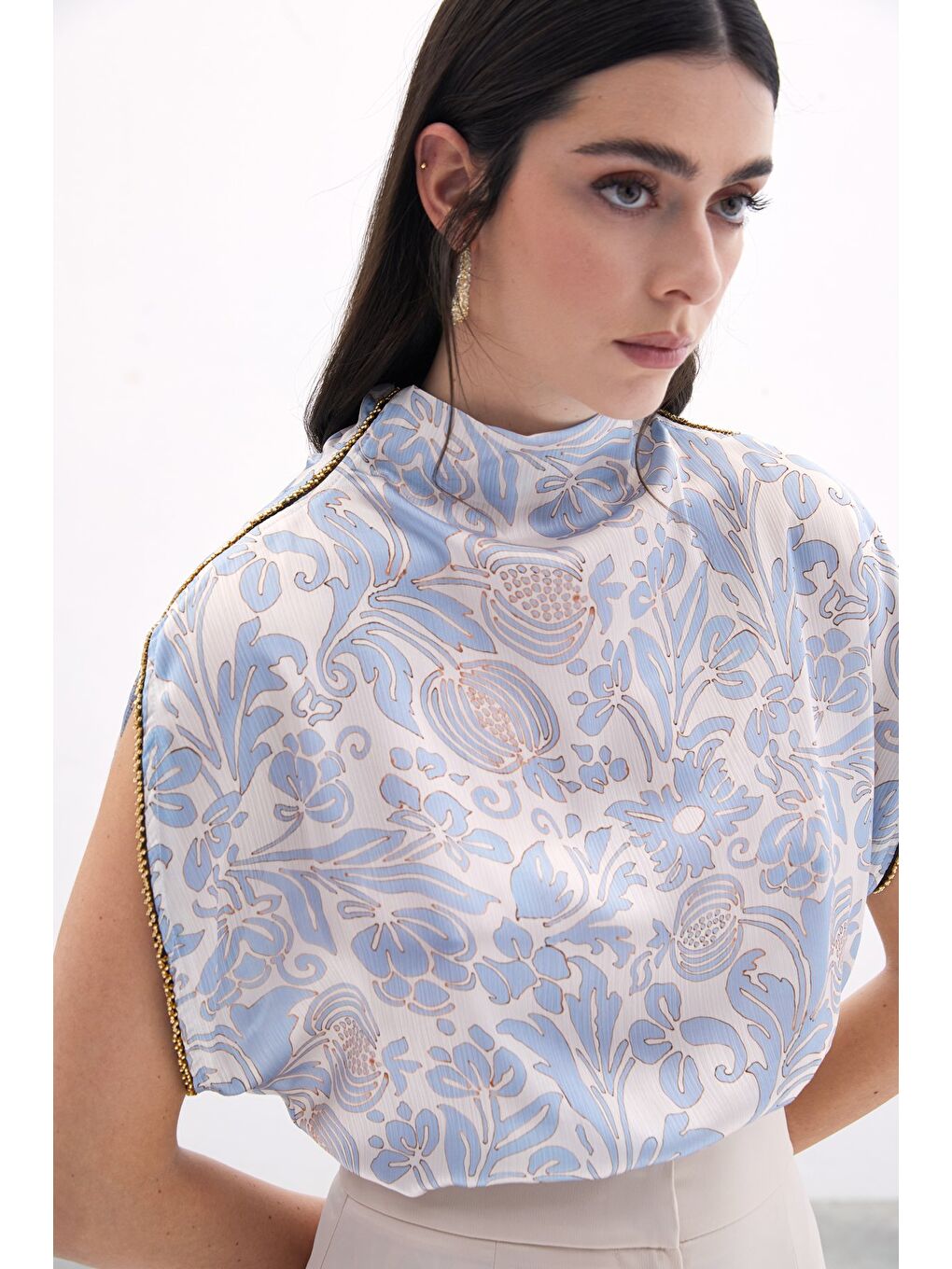 Aksesuarlı Yarasa Kol Bluz - Mavi-3