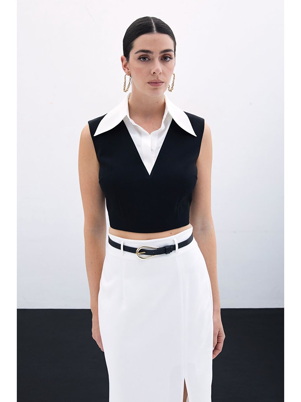 Gömlek Yaka Kısa Bluz - Siyah-1