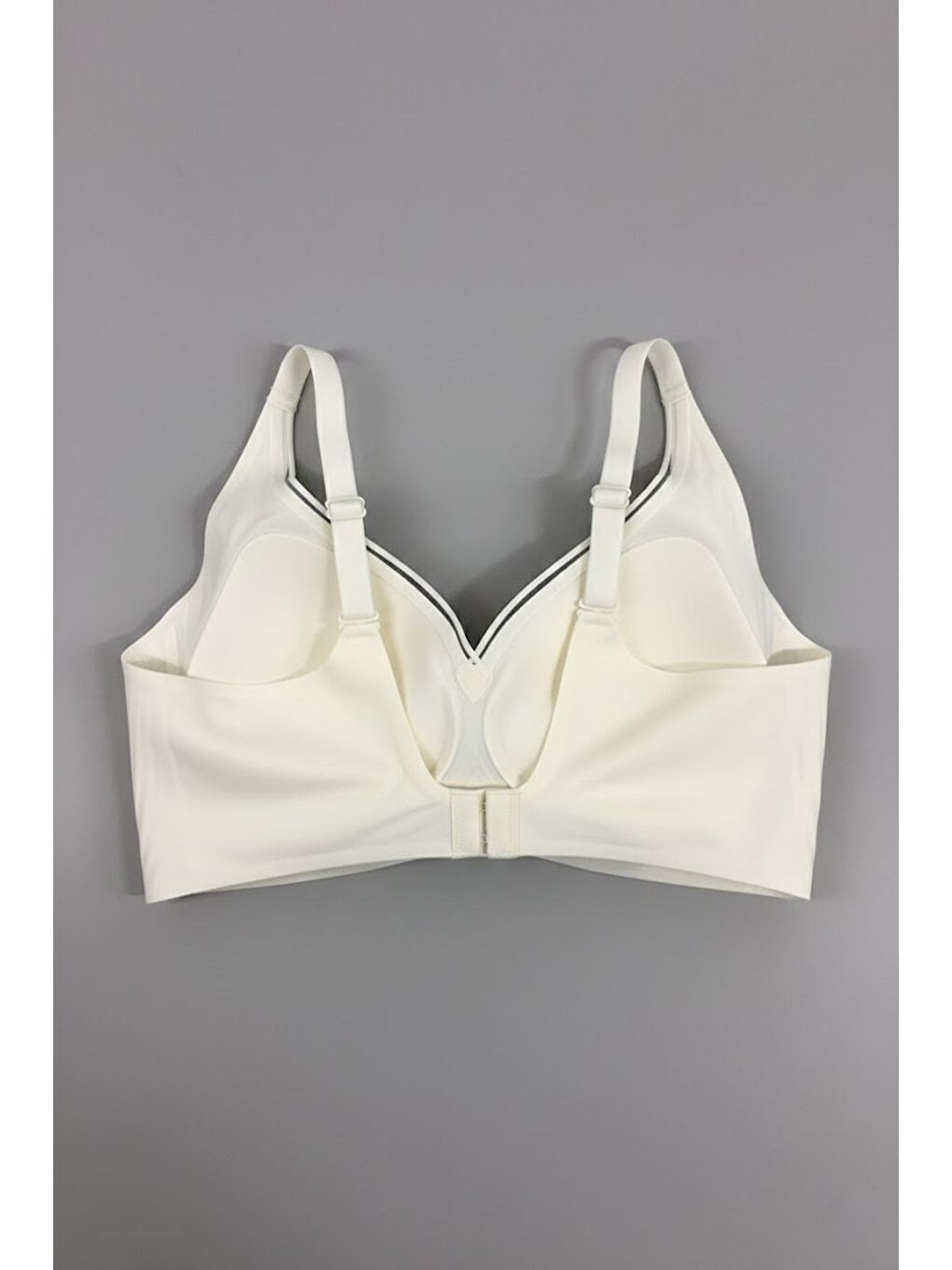 Balensiz Dikişsiz Lazer Çıkarılabilir Pedli Sütyen C26220 Ekru-2