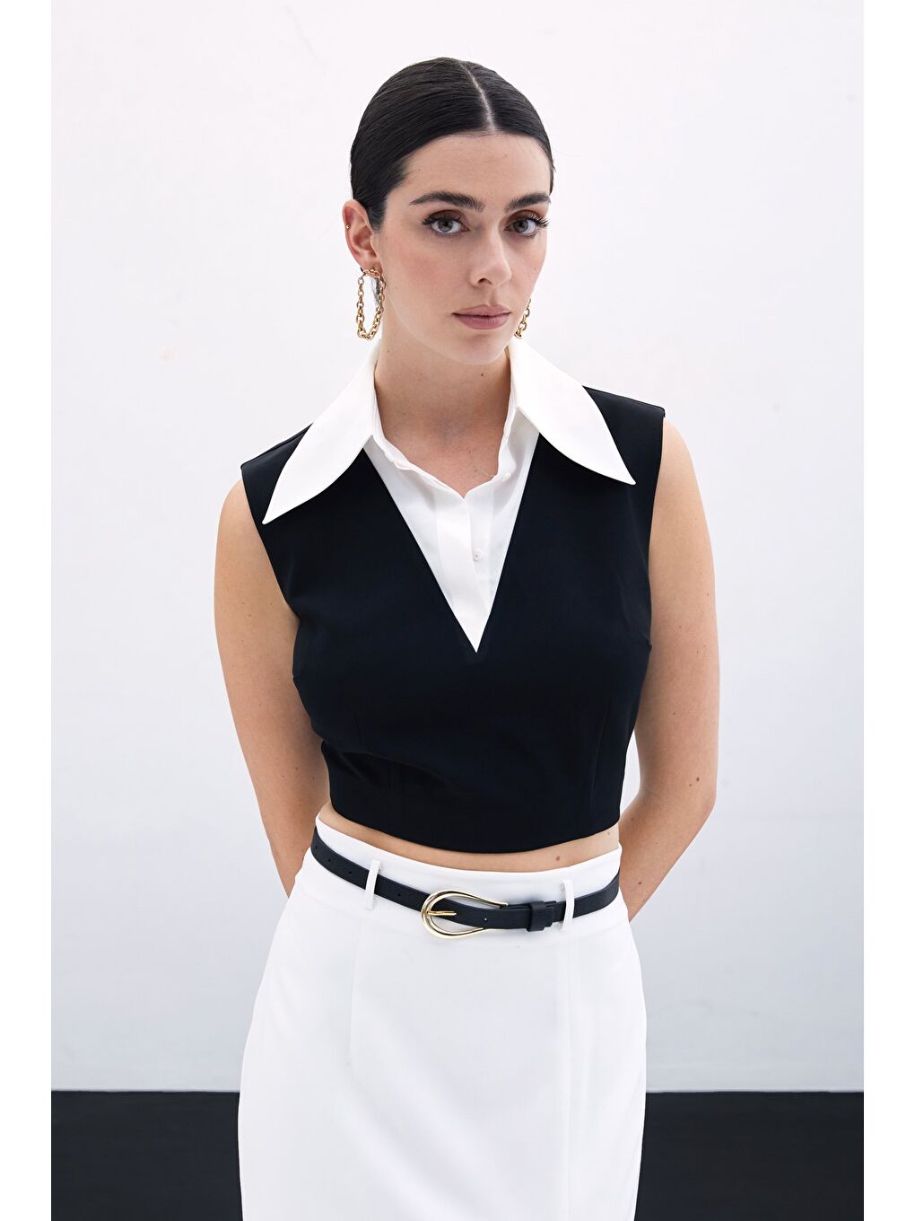 Gömlek Yaka Kısa Bluz - Siyah-2