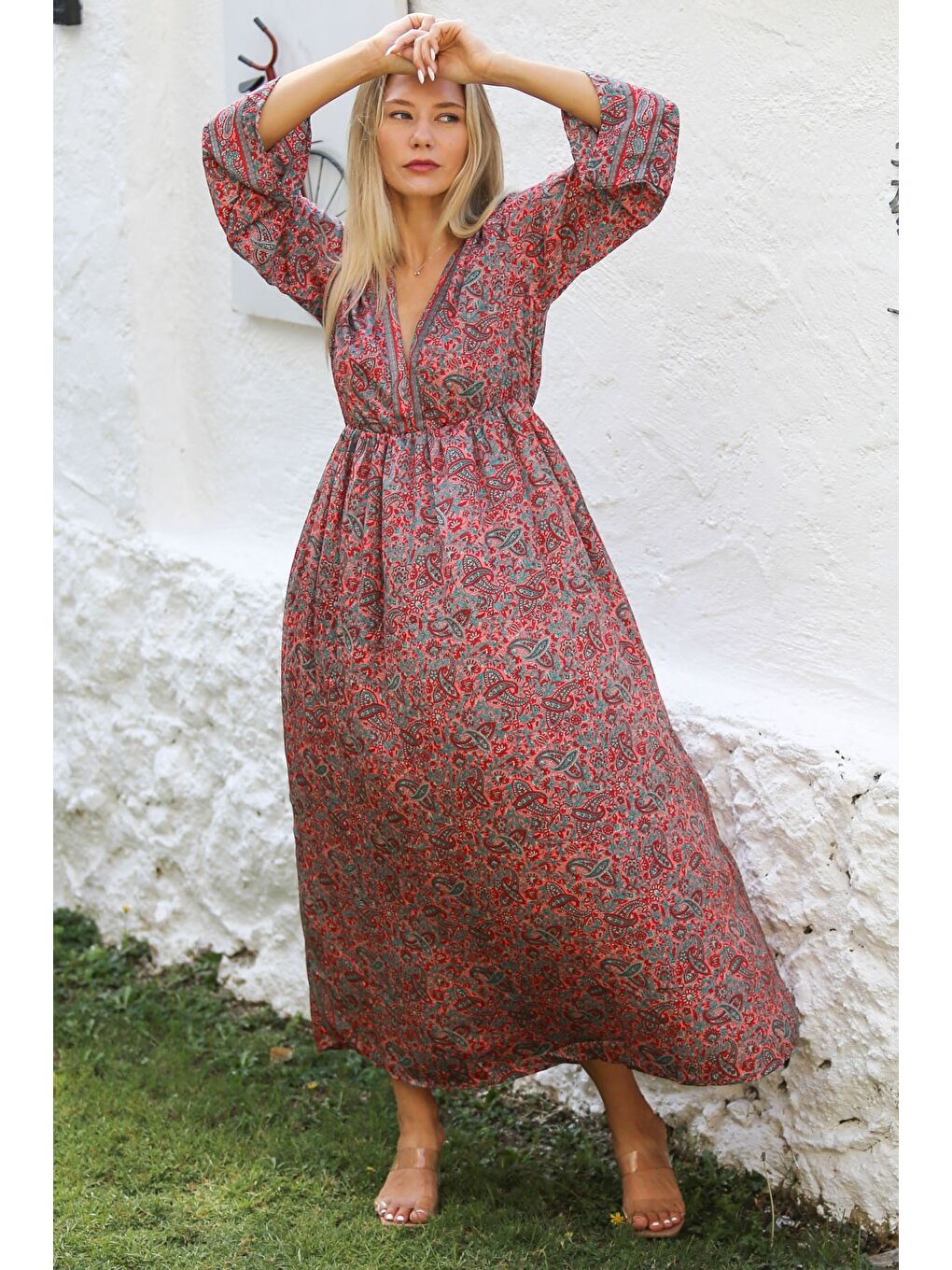 Hindistan Bordo V Yaka Uzun Kol Robası Büzgülü Allover Baskılı Dokuma Casual Elbise-2