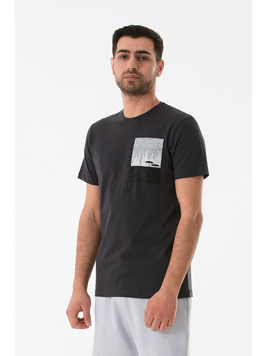 Antrasit Grafik Baskılı Bisiklet Yaka Tişört