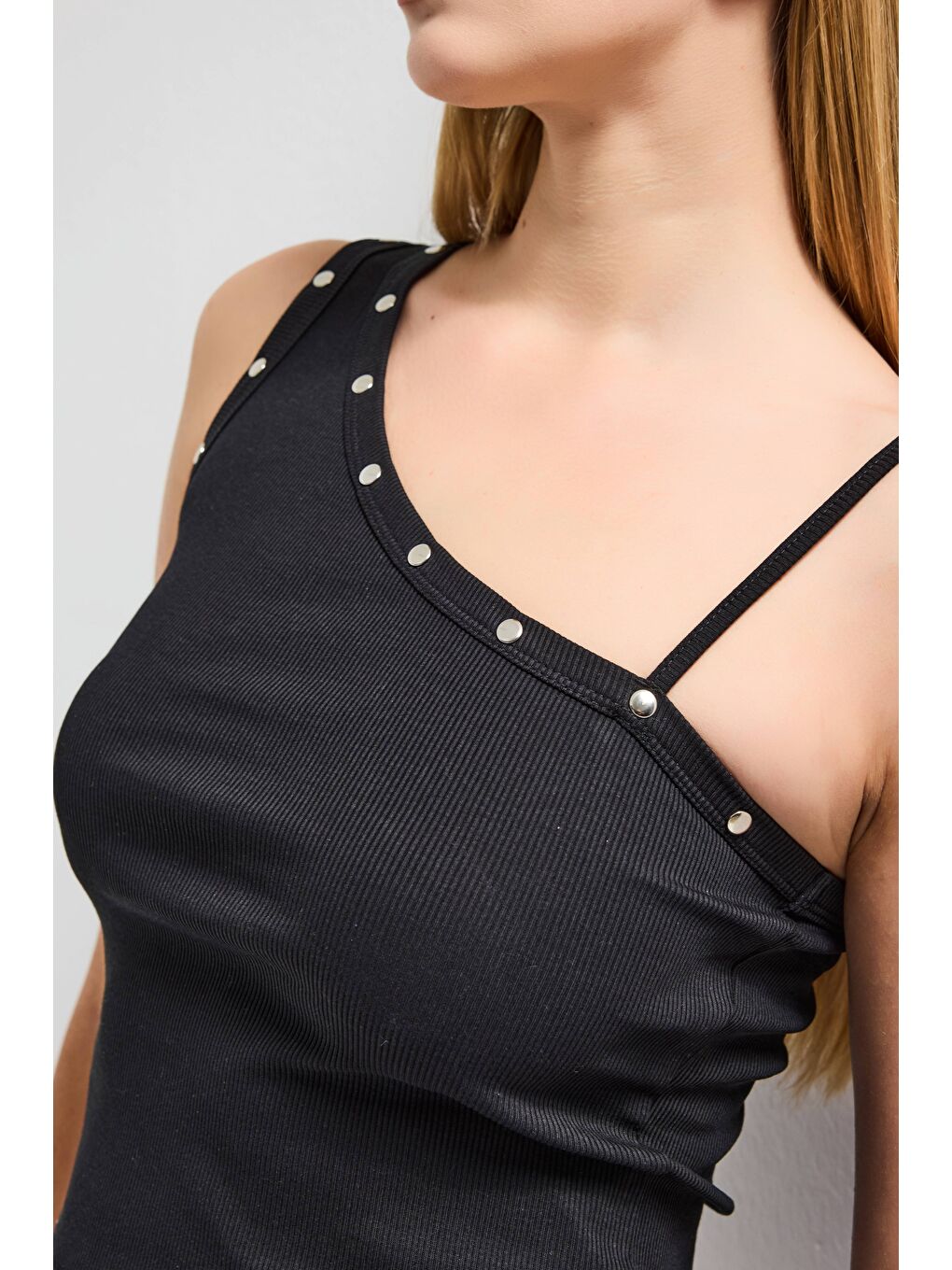 Kadın Siyah w5 Drop Detaylı Tek Kol Askılı Özel Elastan Kumaş Body-3