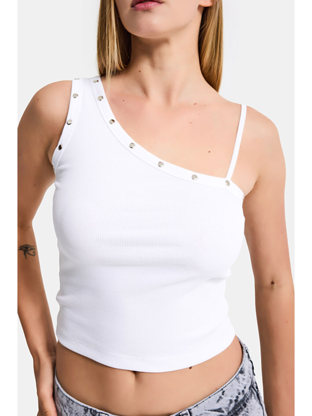 Kadın Beyaz w5 Drop Detaylı Tek Kol Askılı Özel Elastan Kumaş Body-1