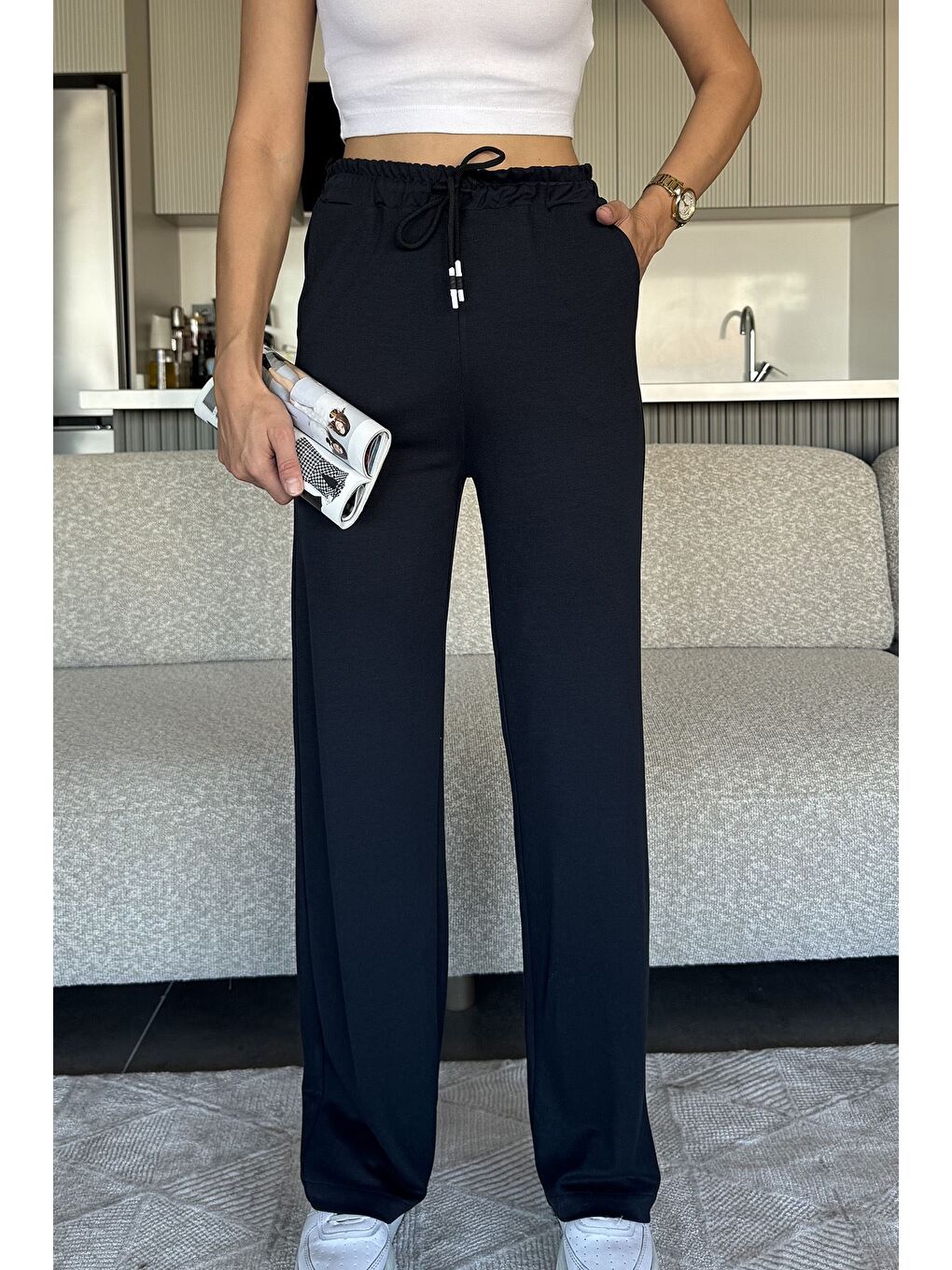 Lacivert Bel Lastikli Bol Paça Eşofman Altı-1