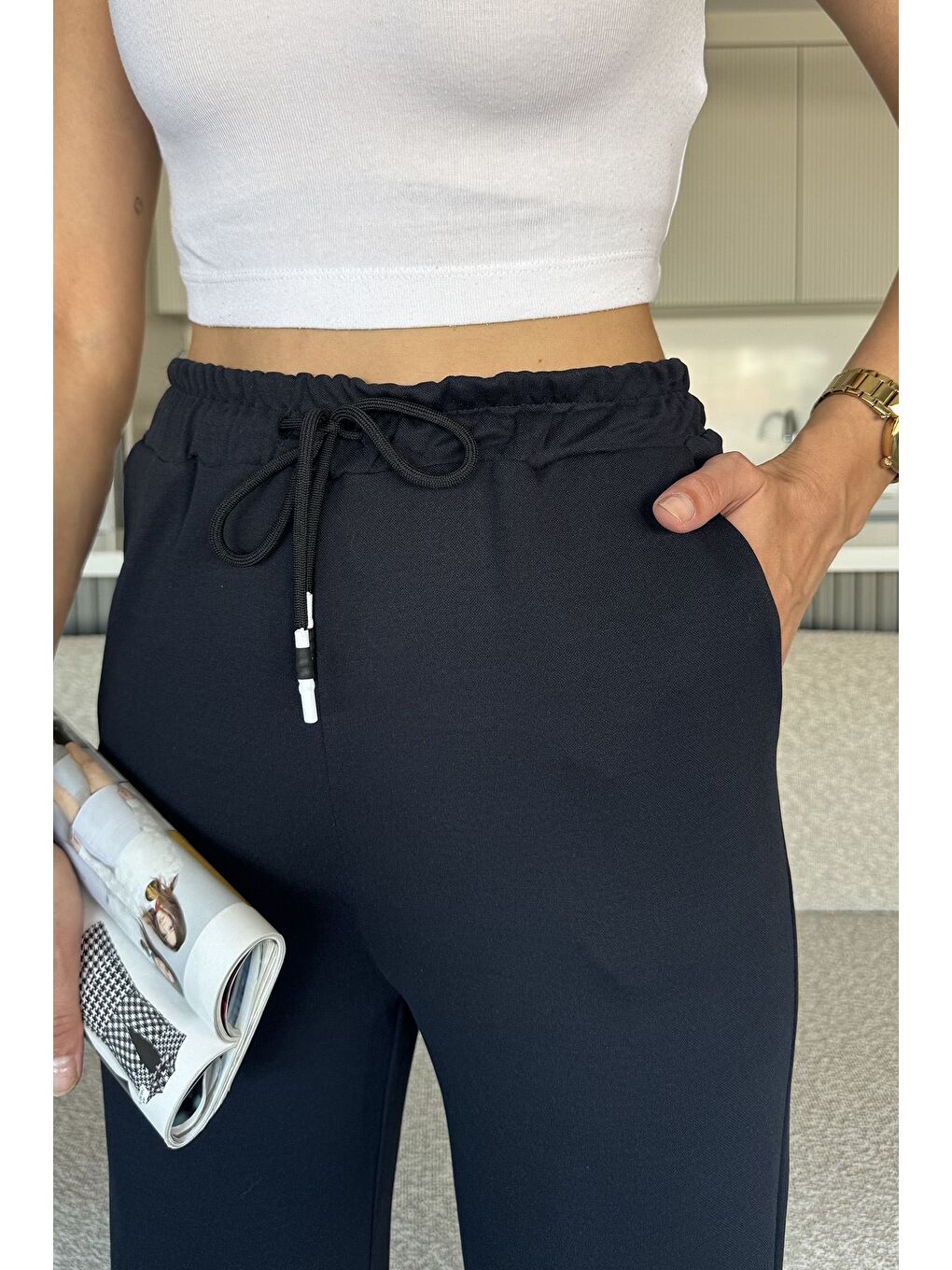 Lacivert Bel Lastikli Bol Paça Eşofman Altı-4