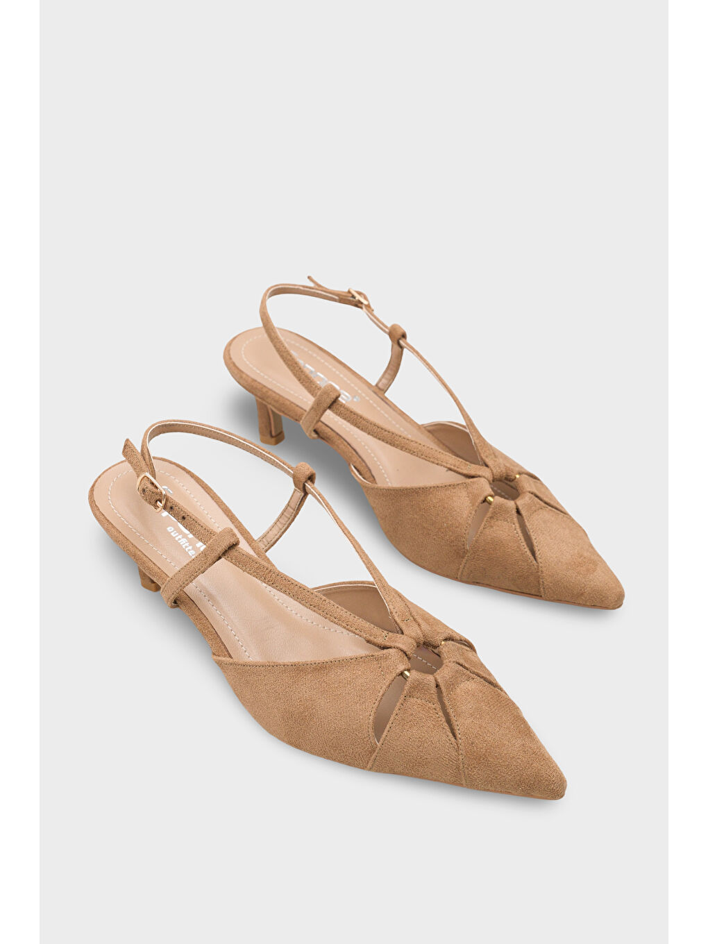 Bej Faydra Sivri Burunlu Orta Topuklu Arkası Açık Kadın Ayakkabı-1