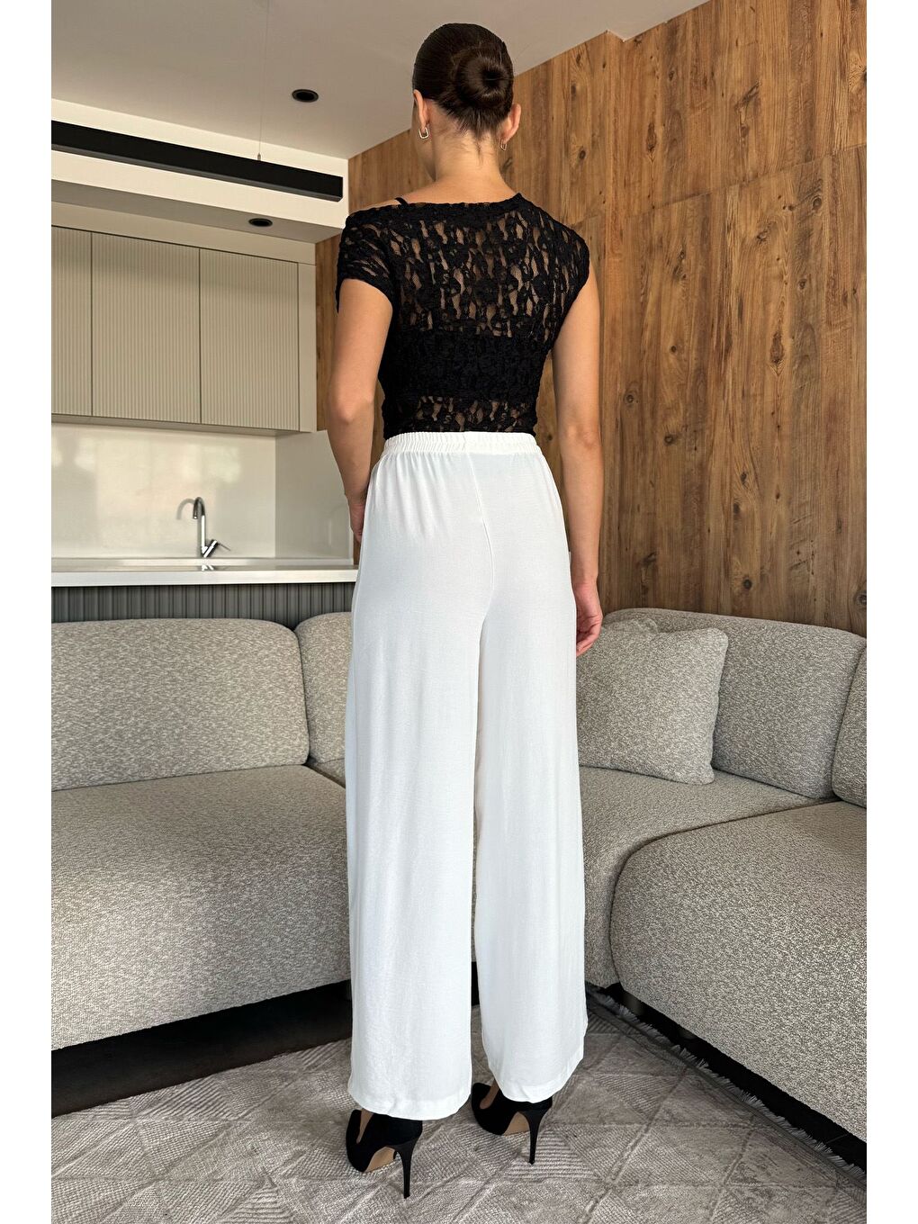 Ekru Kadın Bel Lastikli Bol Kesim Pantolon-2
