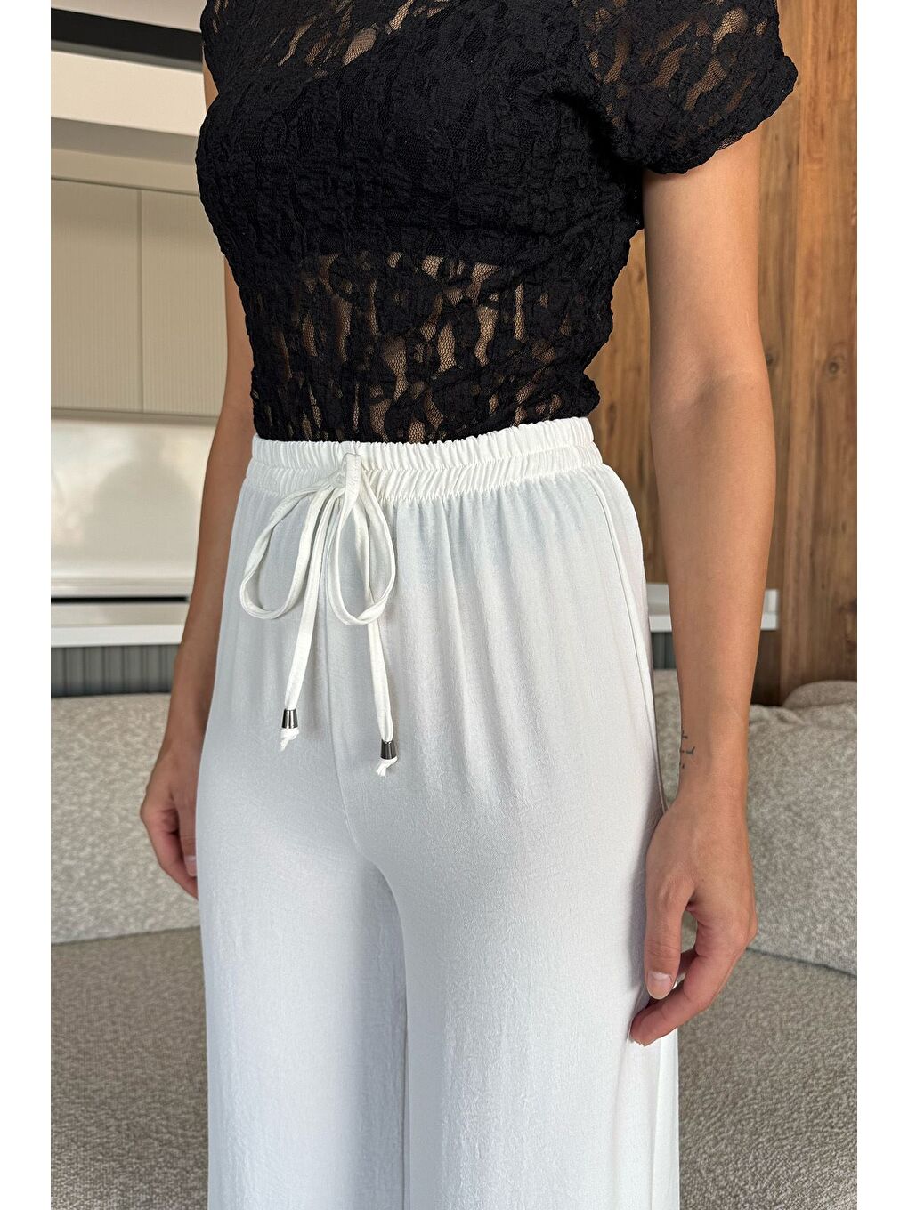 Ekru Kadın Bel Lastikli Bol Kesim Pantolon-3