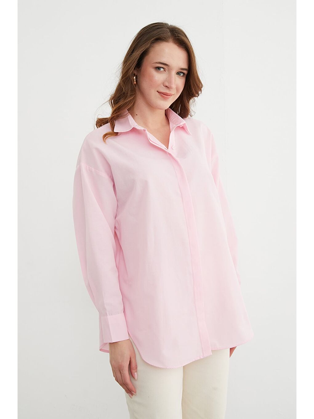Pembe Basic Yırtmaçlı Oversize Gömlek-2