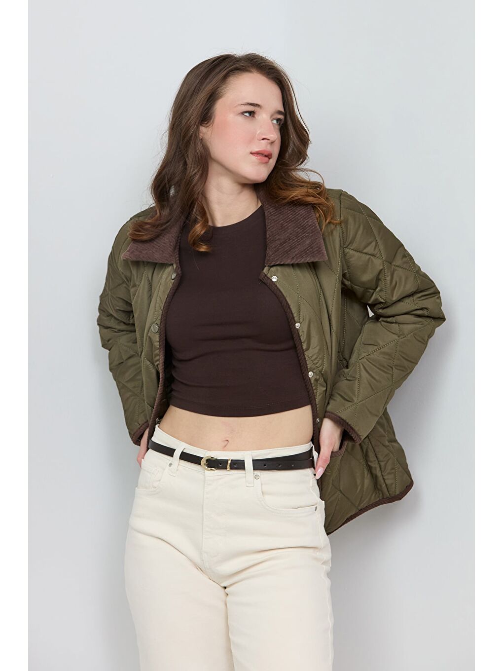 Haki Kadife Detaylı Polo Yaka Kapitone Mont-1