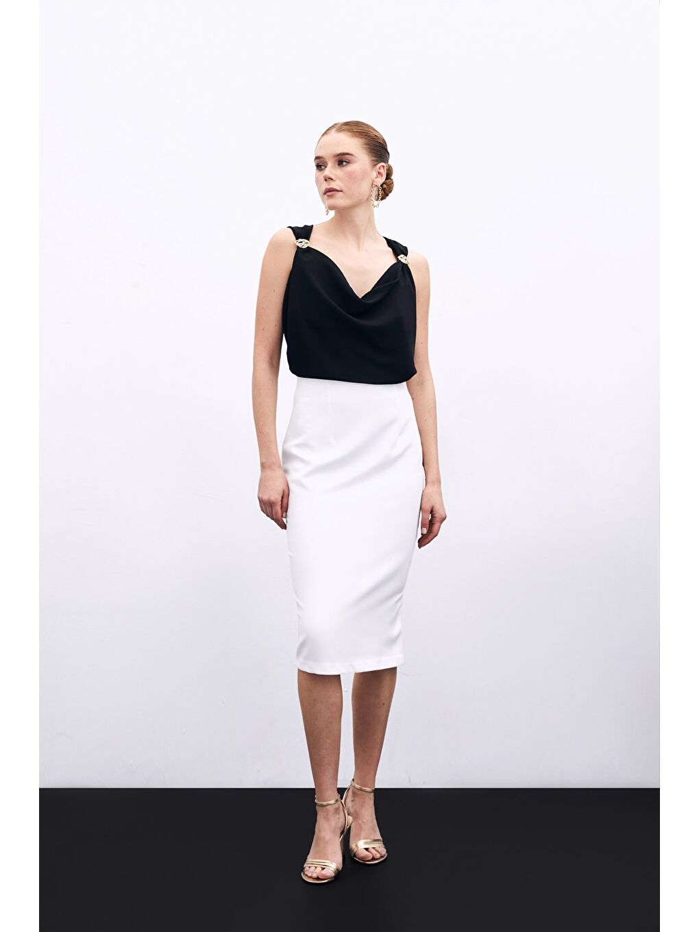 Degaje Yaka Bluz - Siyah-4