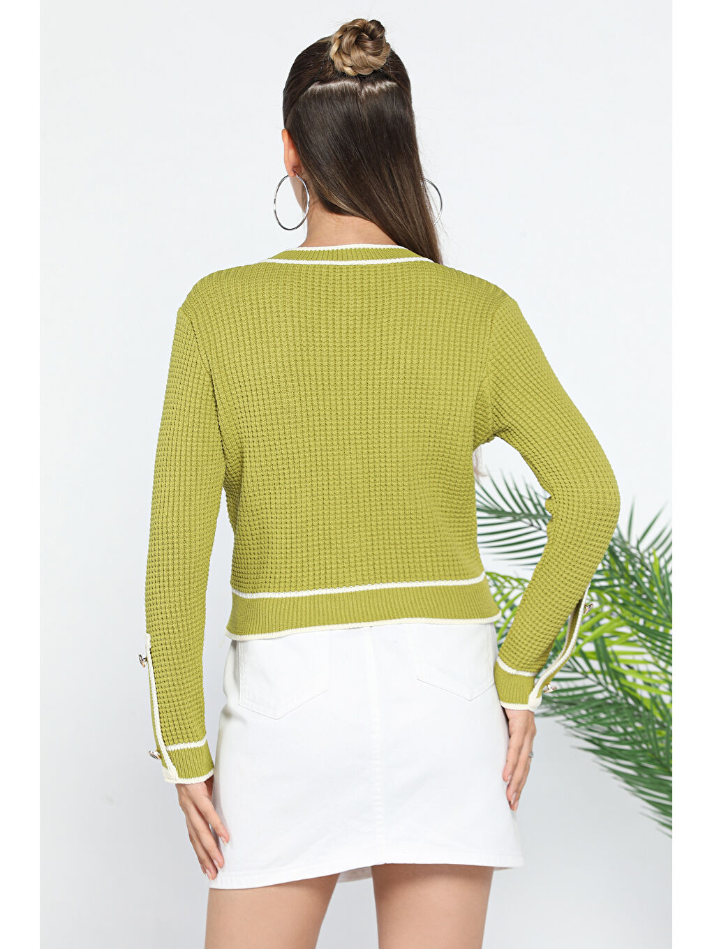 Yeşil Cep Detaylı Düğmeli Triko Ceket-2