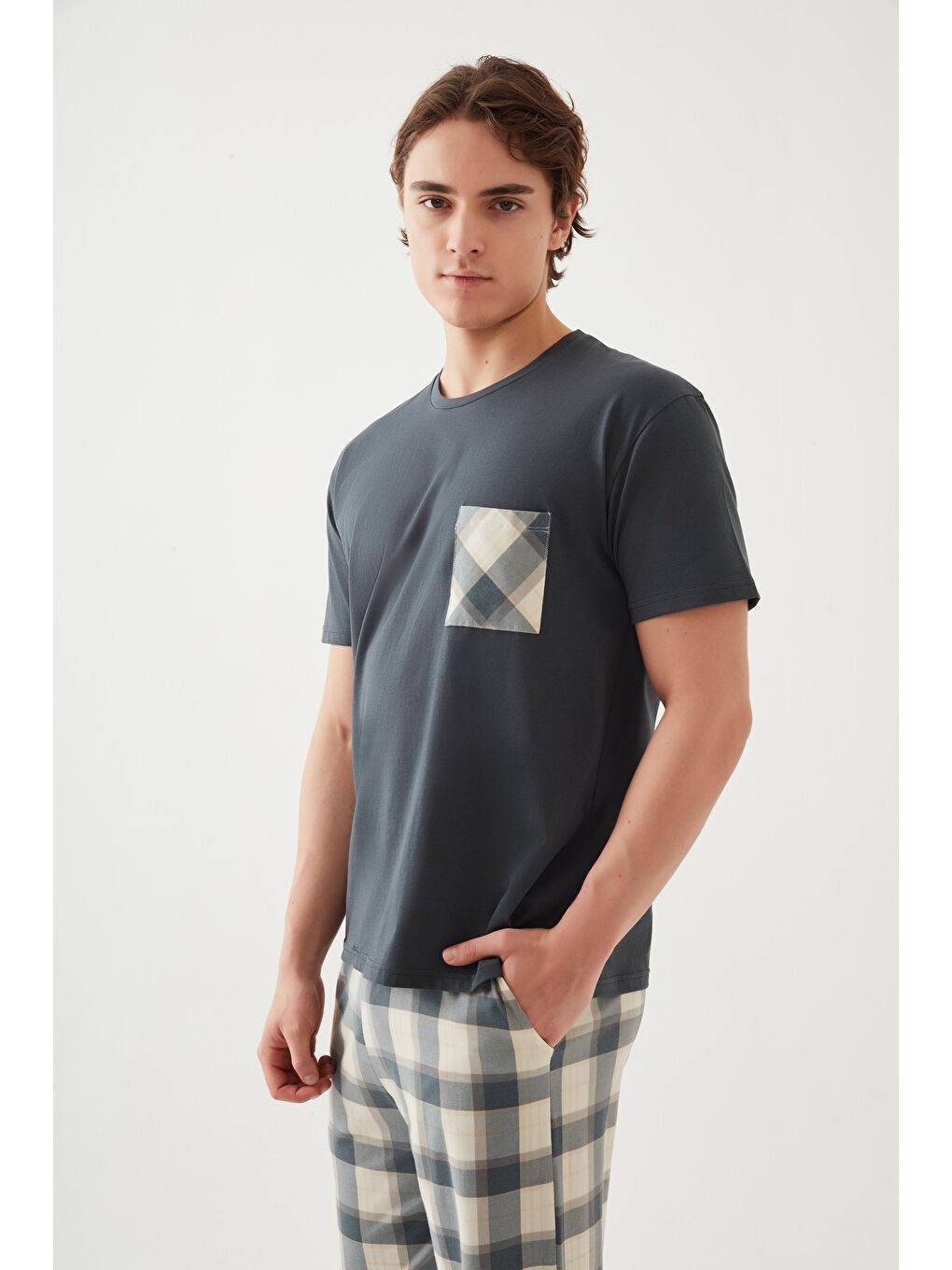 Gri Erkek Pamuklu Üst Füme Göğüs Cepli Kısa Kollu %100 Pamuk Pijama Takımı-1
