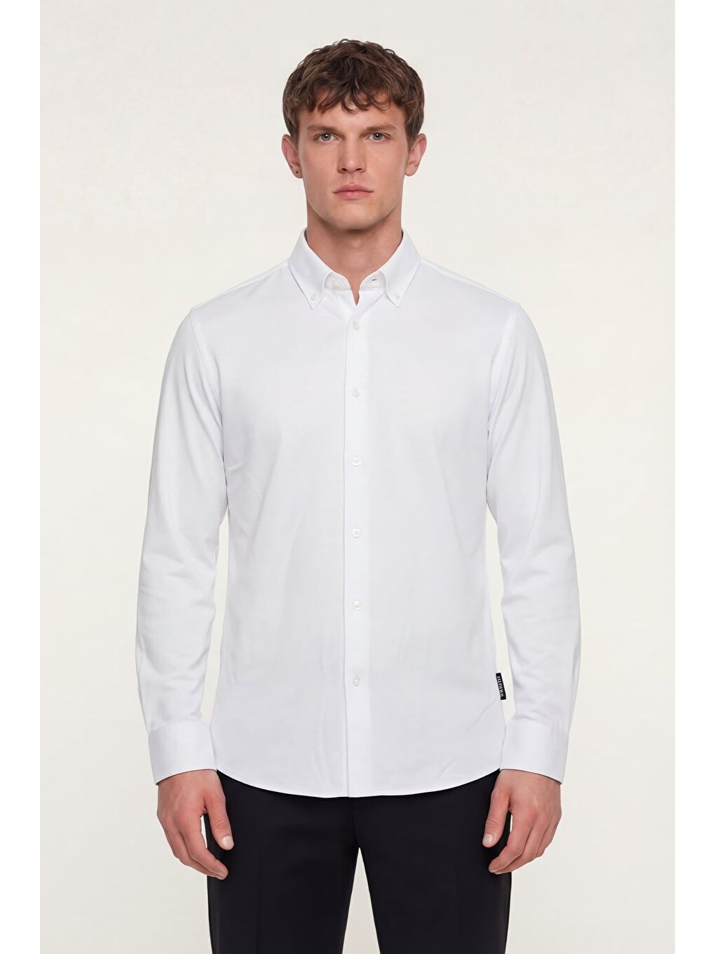 Giotelli Erkek Beyaz Dar Kesim Slim Fit %100 Pamuk Uzun Kollu Düğmeli Yaka Gömlek