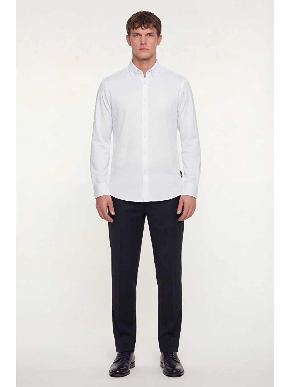 Giotelli Erkek Beyaz Dar Kesim Slim Fit %100 Pamuk Uzun Kollu Düğmeli Yaka Gömlek-1