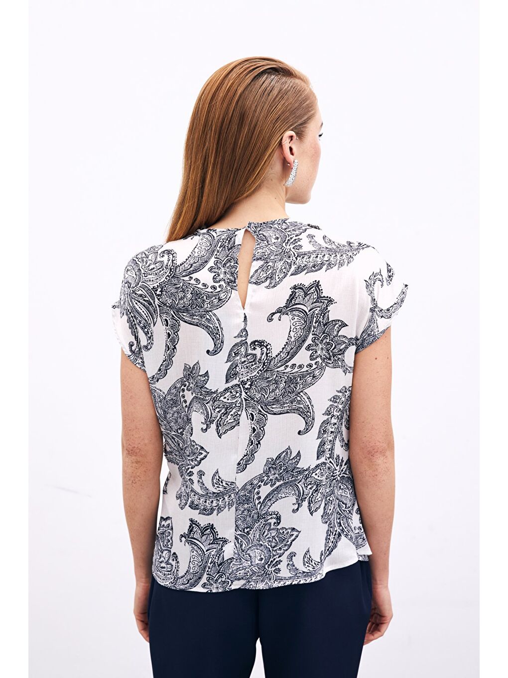 Aksesuar Detaylı Bluz - Ekru-2