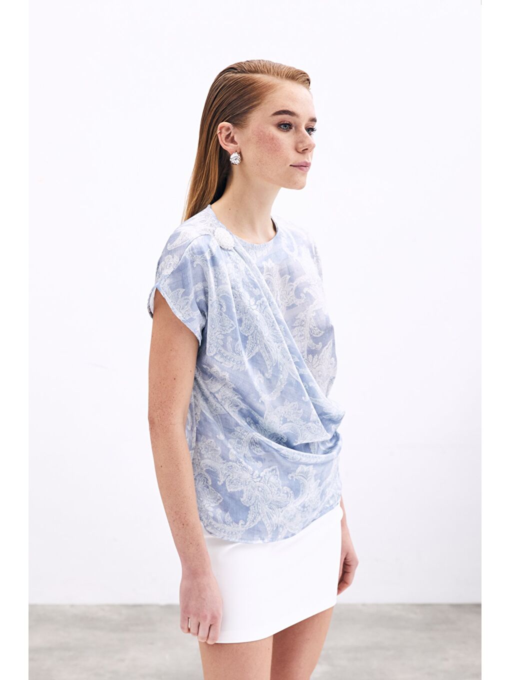 Aksesuar Detaylı Bluz - Mavi-1