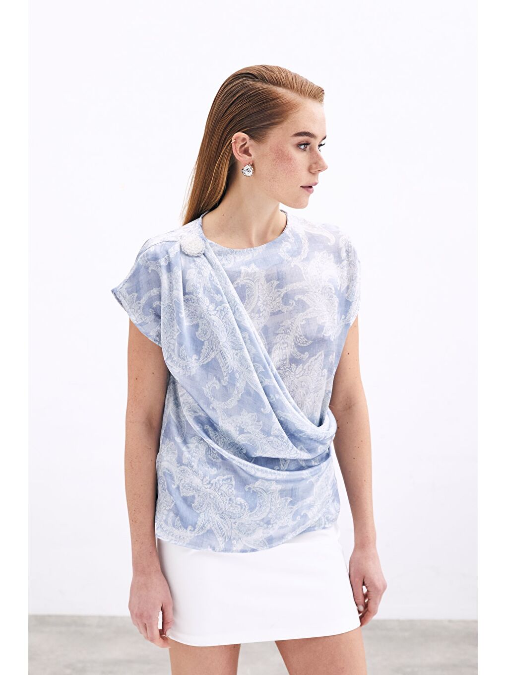 Aksesuar Detaylı Bluz - Mavi-2