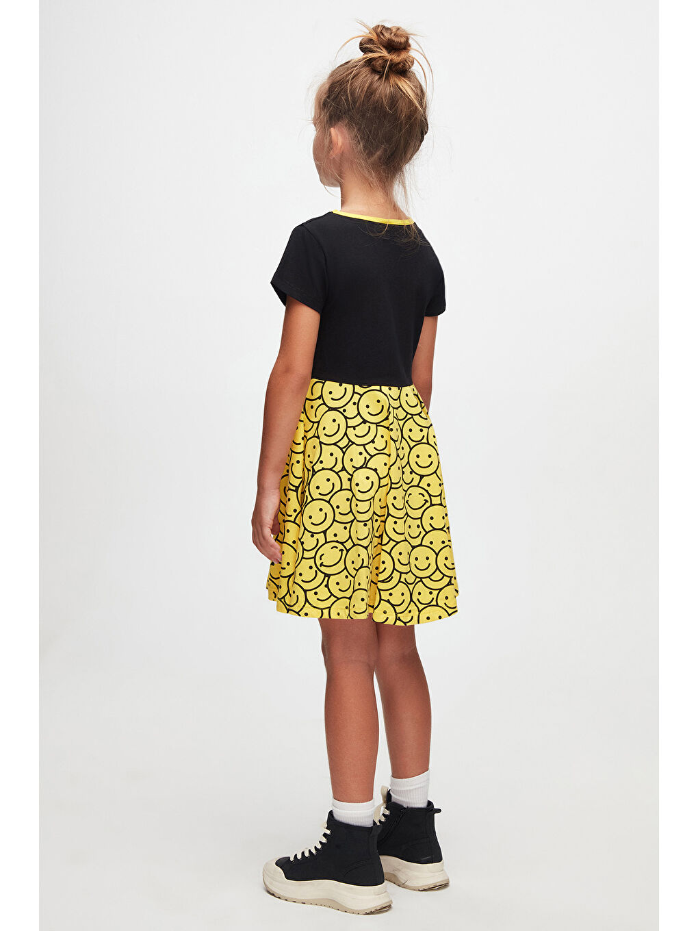 Siyah Gülen Yüz Kız Çocuk Desenli Smile Baskılı Kısa Kol Elbise-3