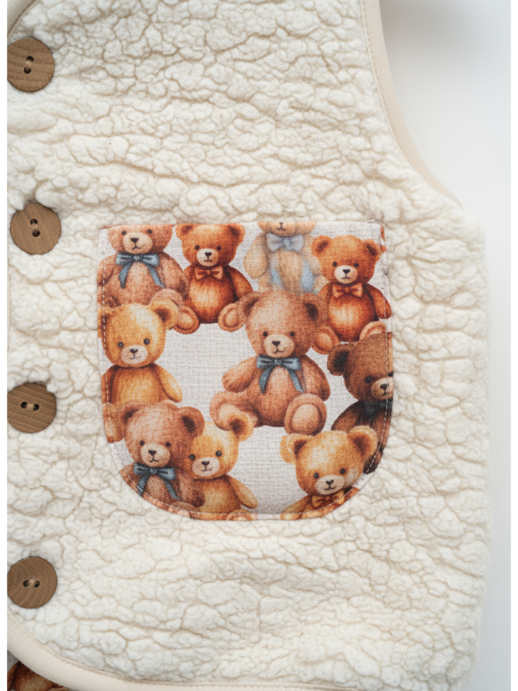 Karışık Unisex Çocuk Krem Pelüş Teddy Desenli Cepli Düğmeli Yelek-1