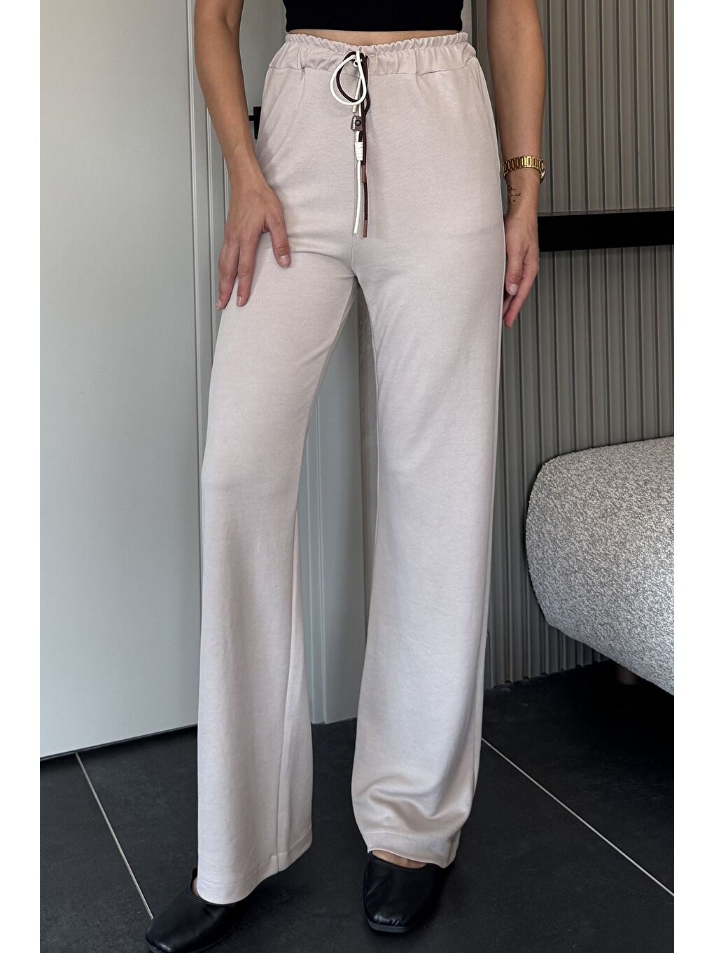 Bej Bel Lastikli Bol Paça Eşofman Altı-1