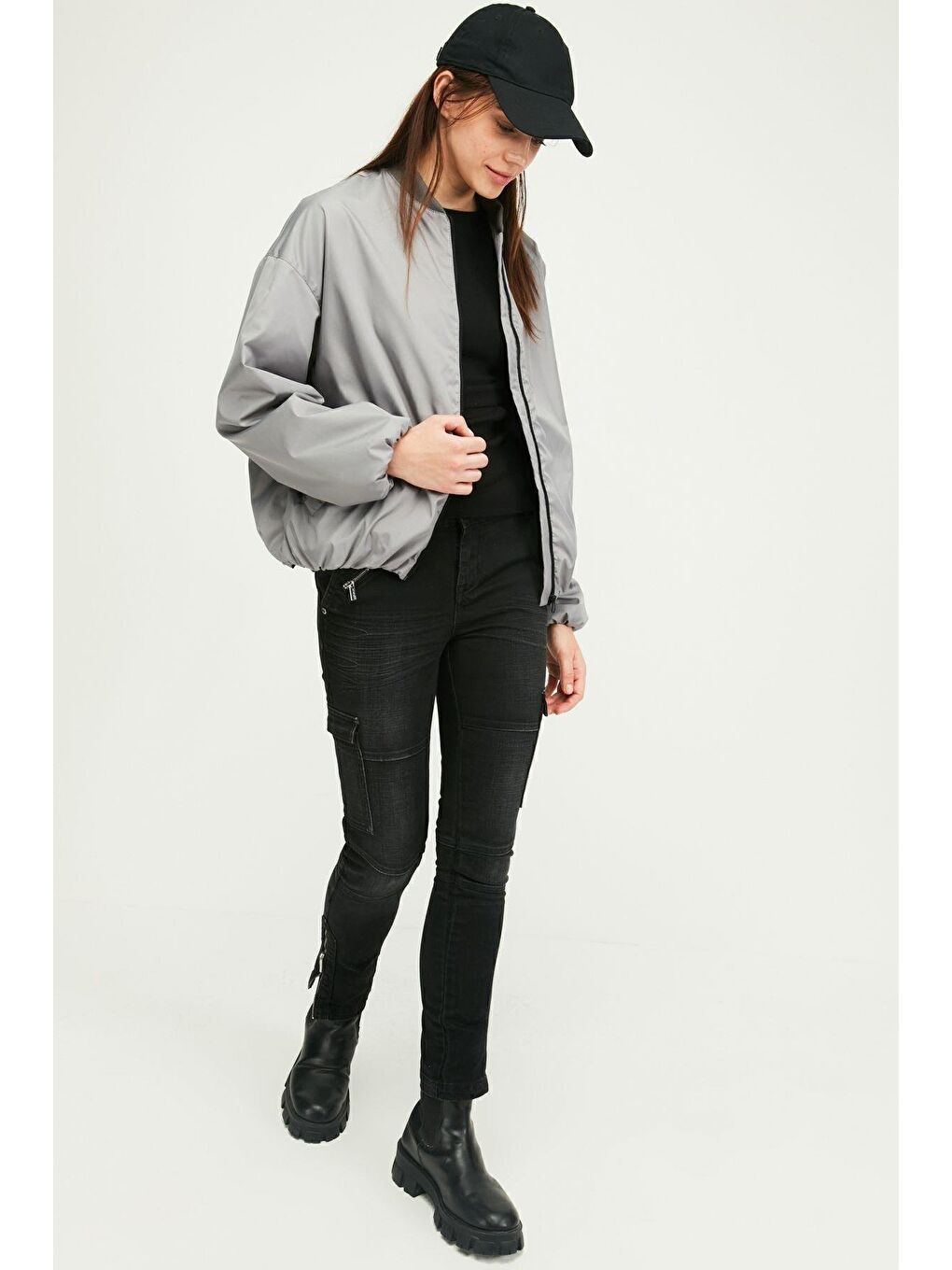 Antrasit Kadın Içi Astarlı Rüzgar Geçirmez Kolej Yaka Mont QBM-825-1