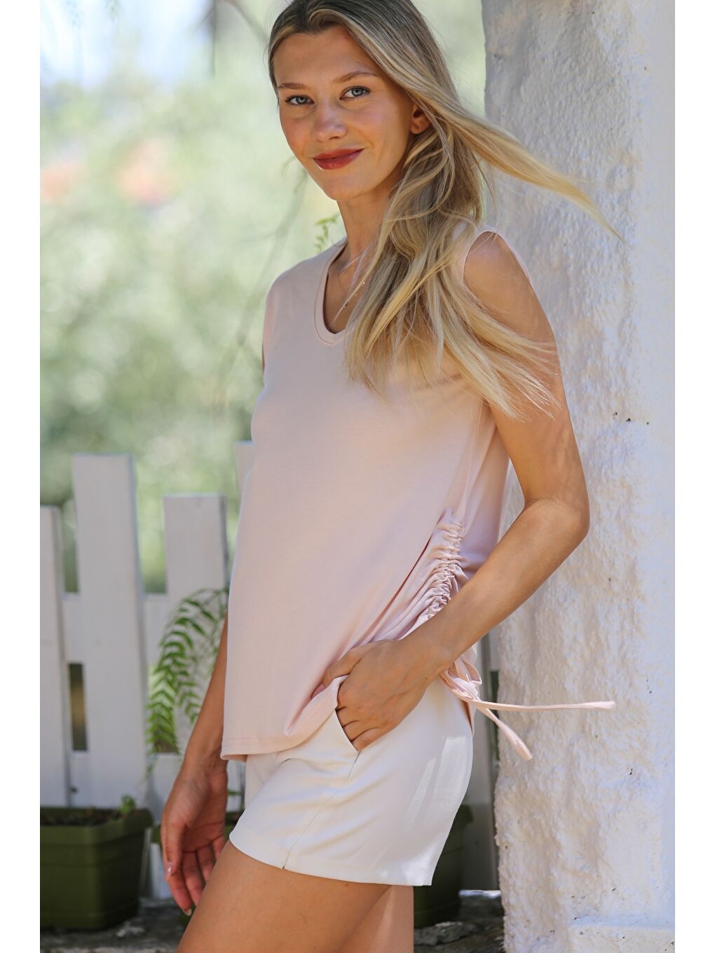 Pembe Pudra V Yaka Kolsuz Yanları Büzgülü Örme Casual Bluz-6