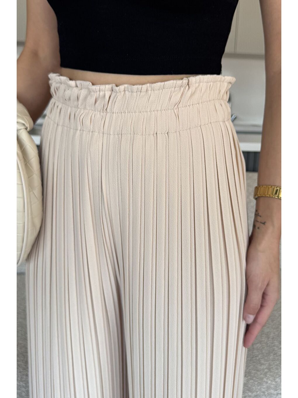 Bej Kadın Bel Lastikli Piliseli Bol Kesim Pantolon-3