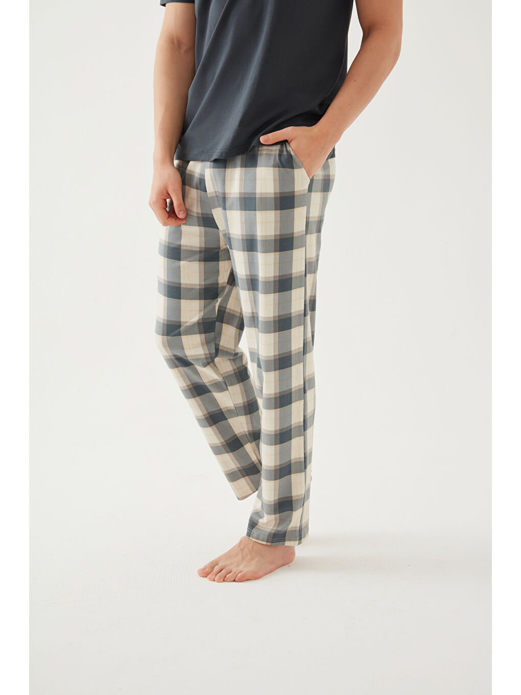 Gri Erkek Pamuklu Üst Füme Göğüs Cepli Kısa Kollu %100 Pamuk Pijama Takımı-5