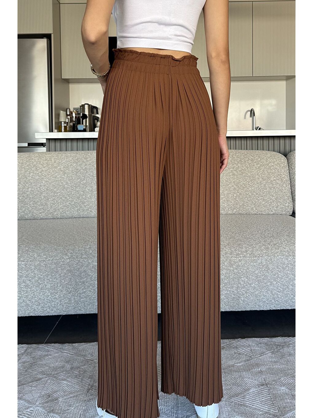 Kahverengi Kadın Bel Lastikli Piliseli Bol Kesim Pantolon-2