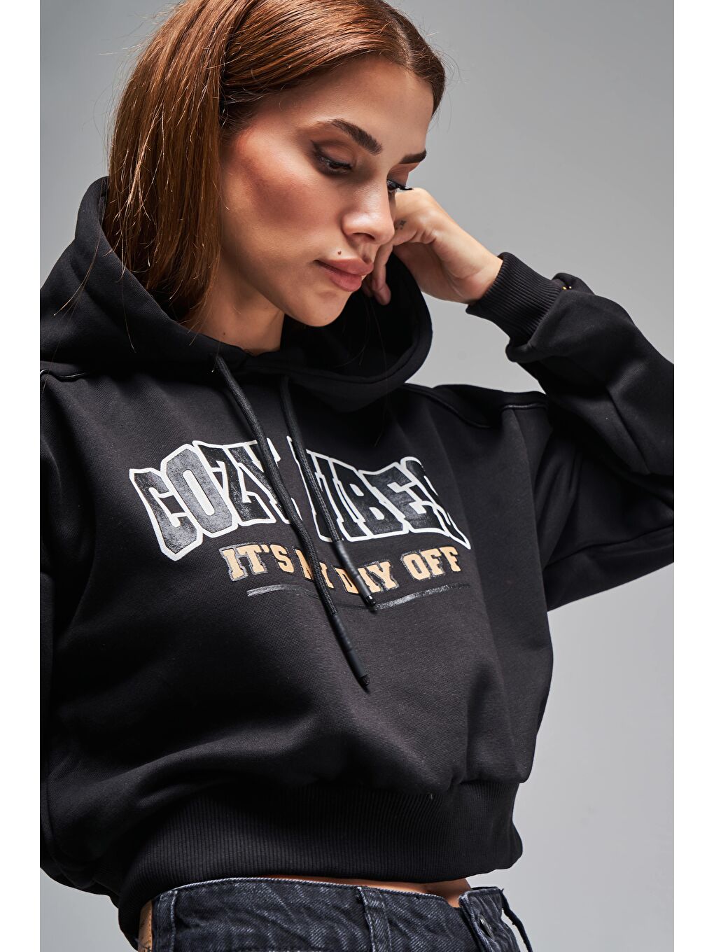 it's basic Siyah Kadın Siyah Renk Baskılı Oversize Kapüşanlı Sweatshirt - 1