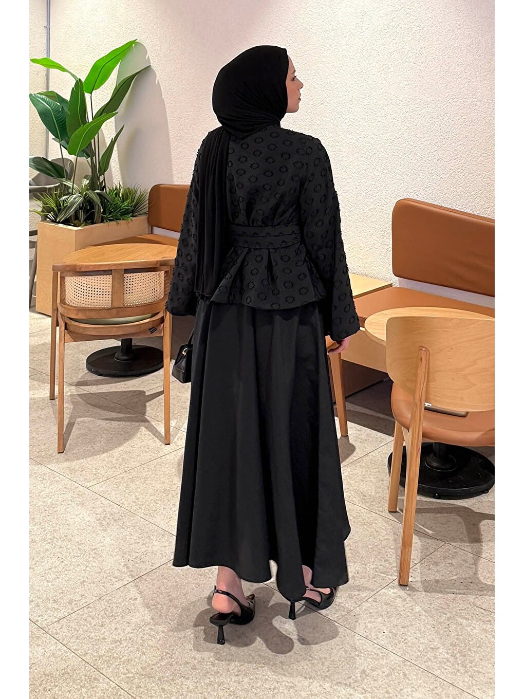 Kuşak Detaylı Bluz-etek Takım Siyah-2