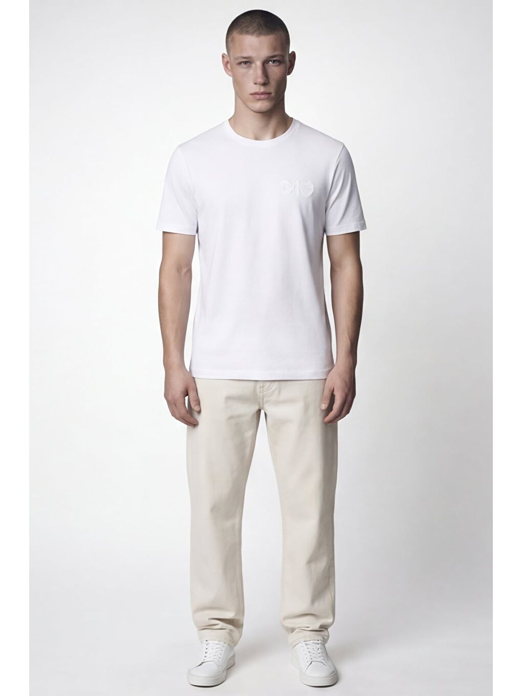 Giotelli Erkek Ekru Dar Kesim Slim Fit Dokuma Bisiklet Yaka Tişört-2