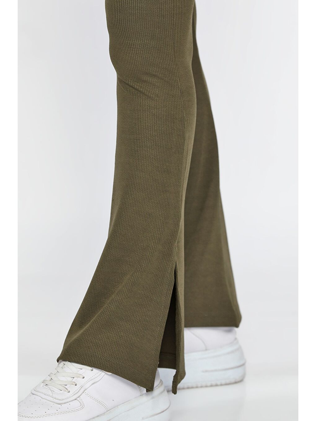 Haki Kadın İspanyol Paça Yırtmaç Detaylı Yüksek Bel Fitilli Tayt-3