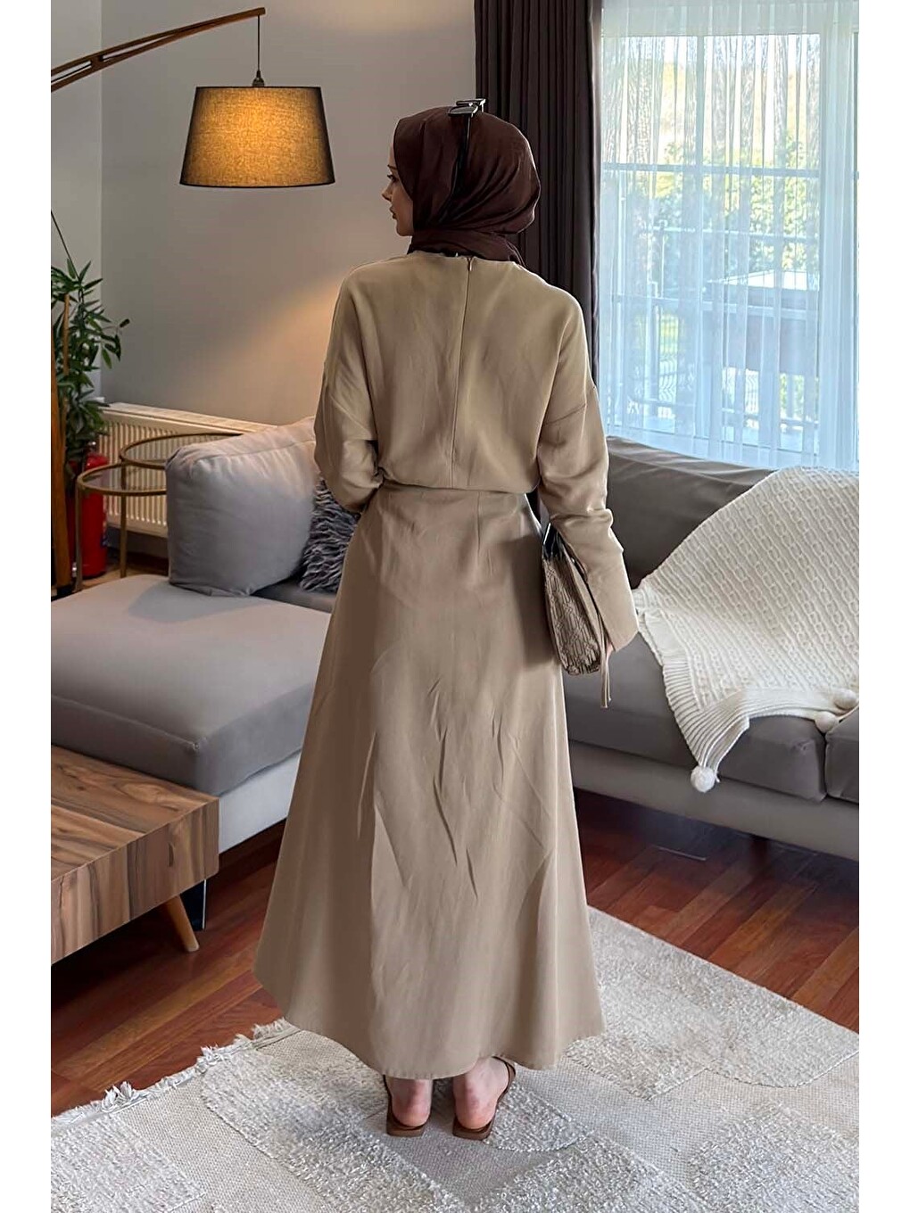Eteği Bağlama Detaylı Takım Bej-3