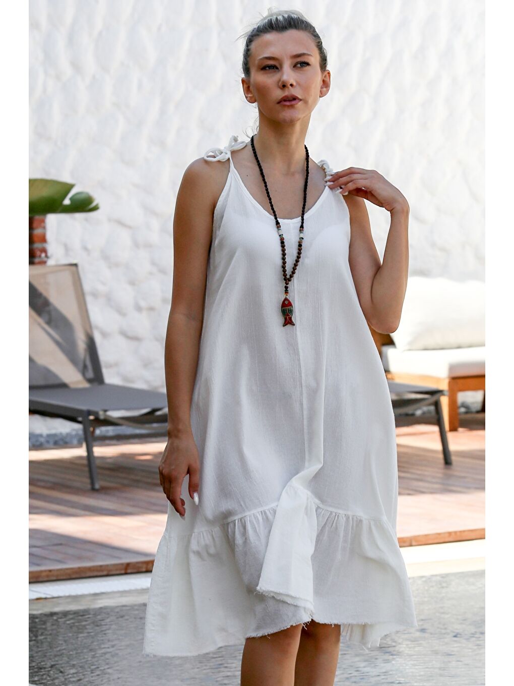 Beyaz Askılı Yıkamalı Etek Ucu Fırfırlı Dokuma Casual Pamuklu Elbise-1