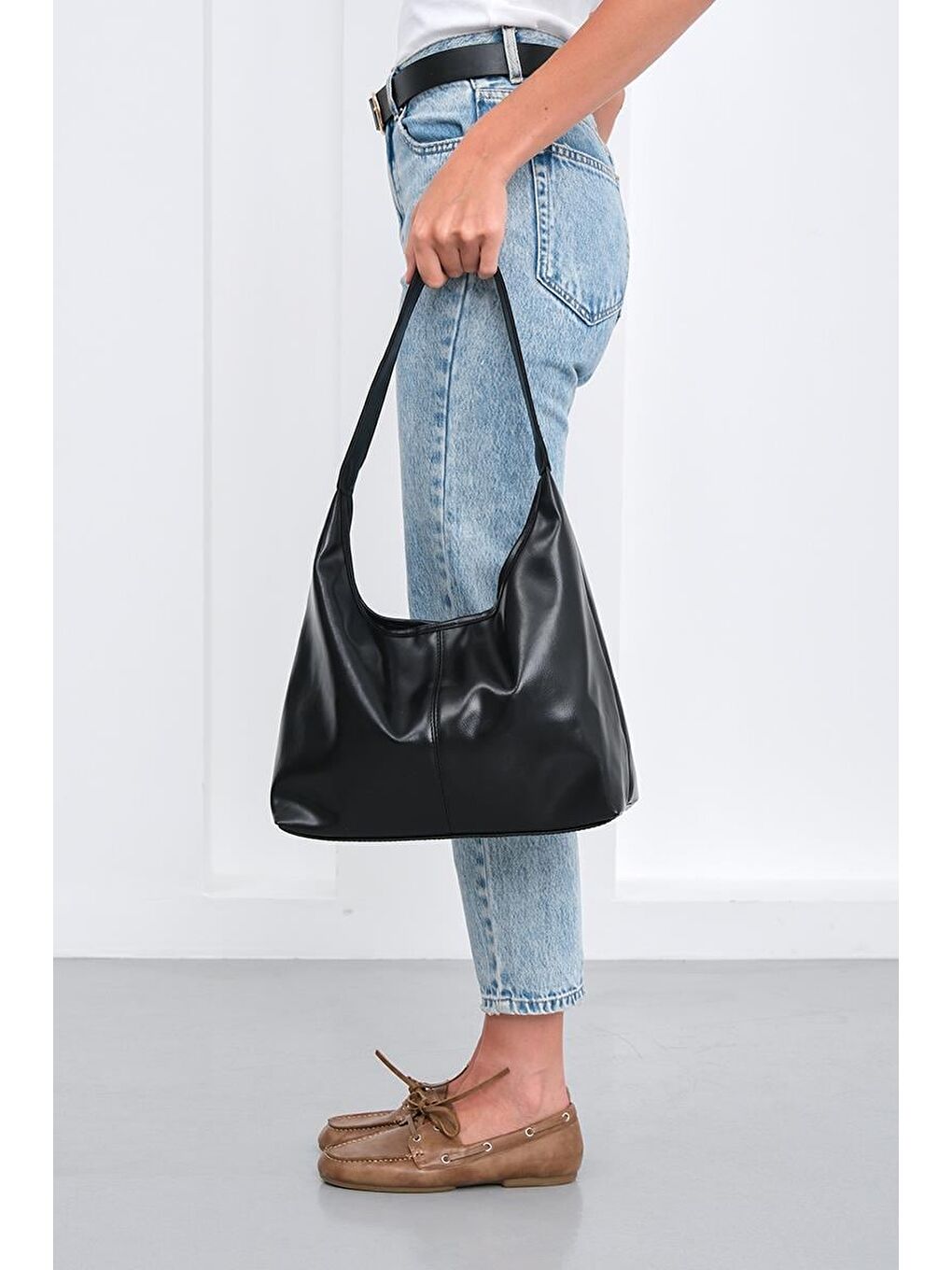 Gina Vintage Deri Omuz Çantası Siyah