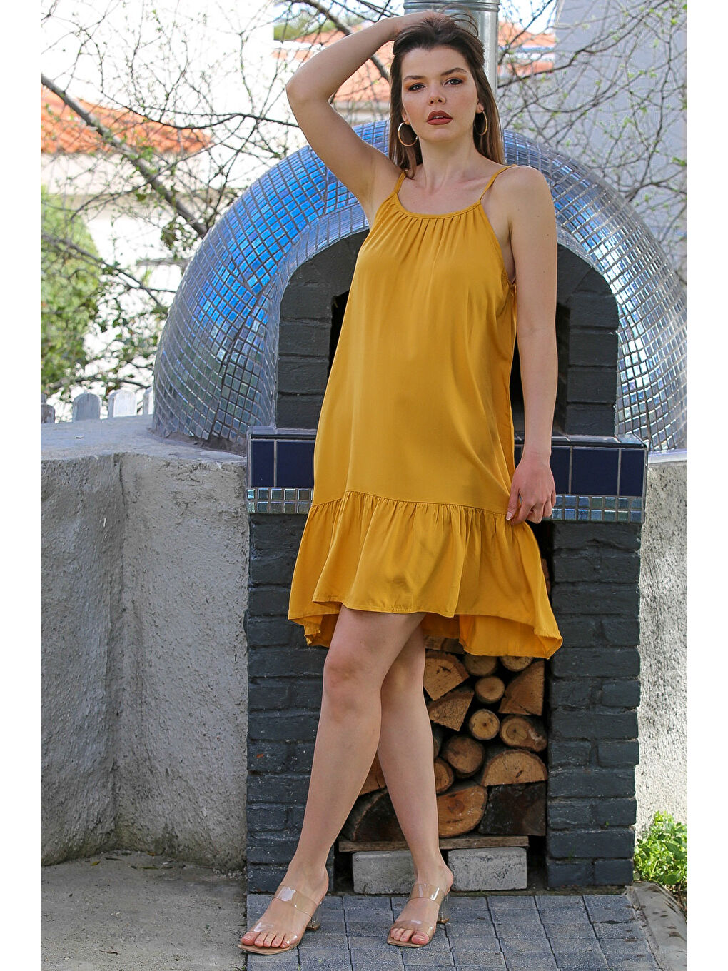 Sarı Hardal Eteği Fırfırlı Ayarlanabilir Askılı Casual Viskon Dokuma Elbise 105 66-2